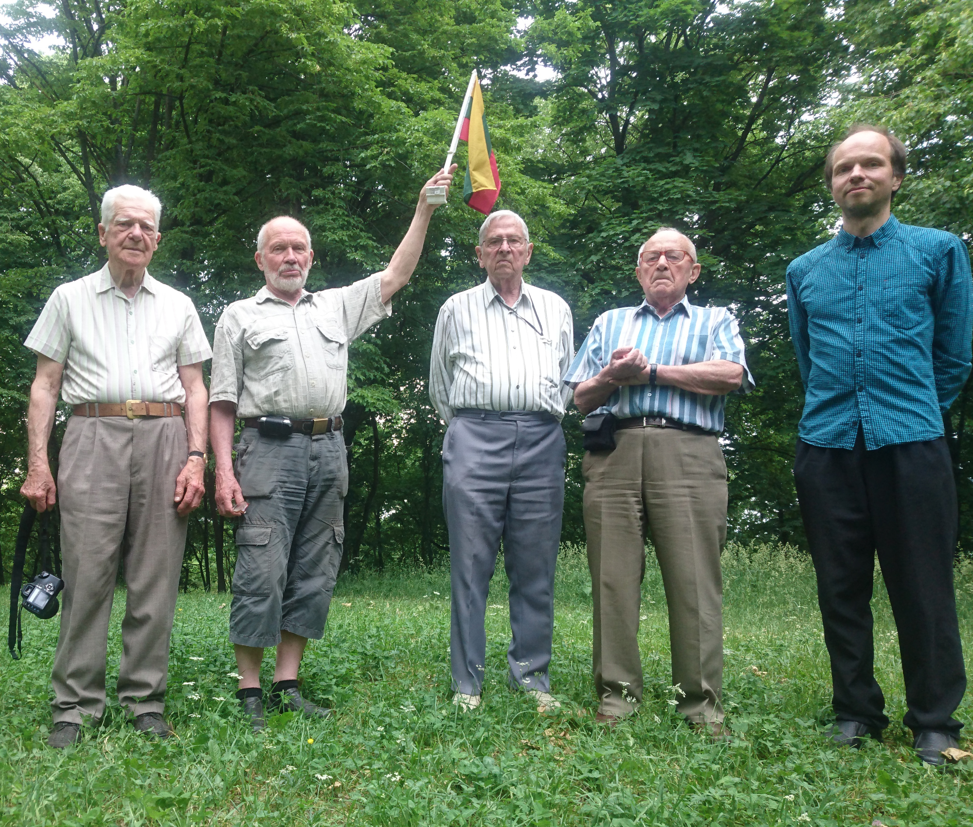 Jiesios piliakalnyje 2017-06-10.jpg