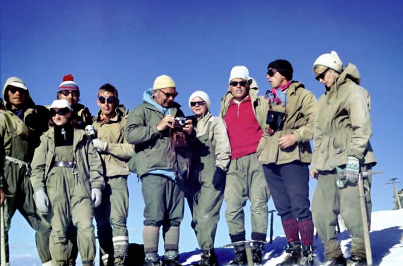 Vaizdas:20200830103312!1972 kazbek kaukazas.jpg