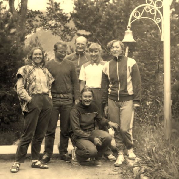 Vaizdas:1027px-1987-komanda.jpg