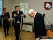 Vaizdas:180px-Pn18.jpg