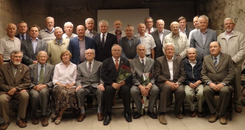 Vaizdas:Žiliui80. Miškiniui70.jpg